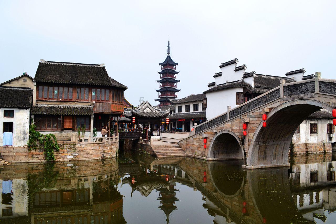 今年首个多项目隔夜评标 综合服务保障任务顺利完成