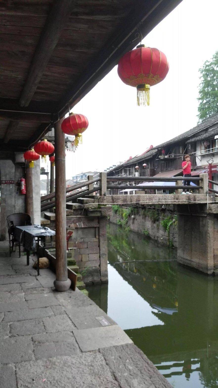 艾米高中校服